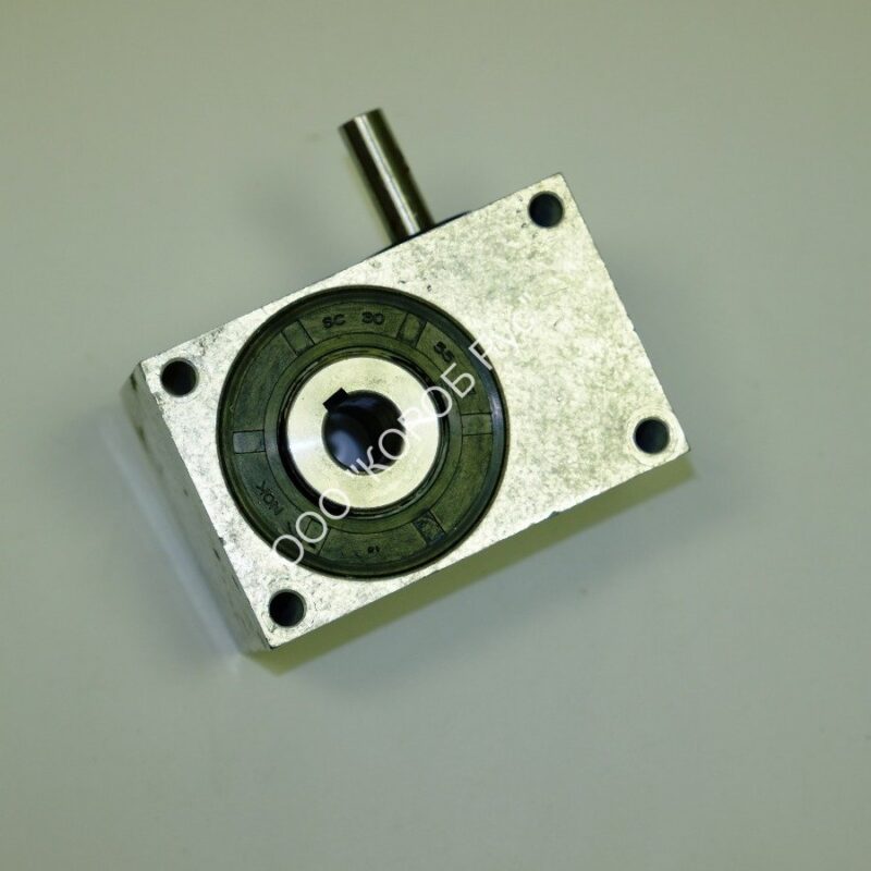 4005741 (6611006850) Редуктор мотора прижимной платформы/полки D 400