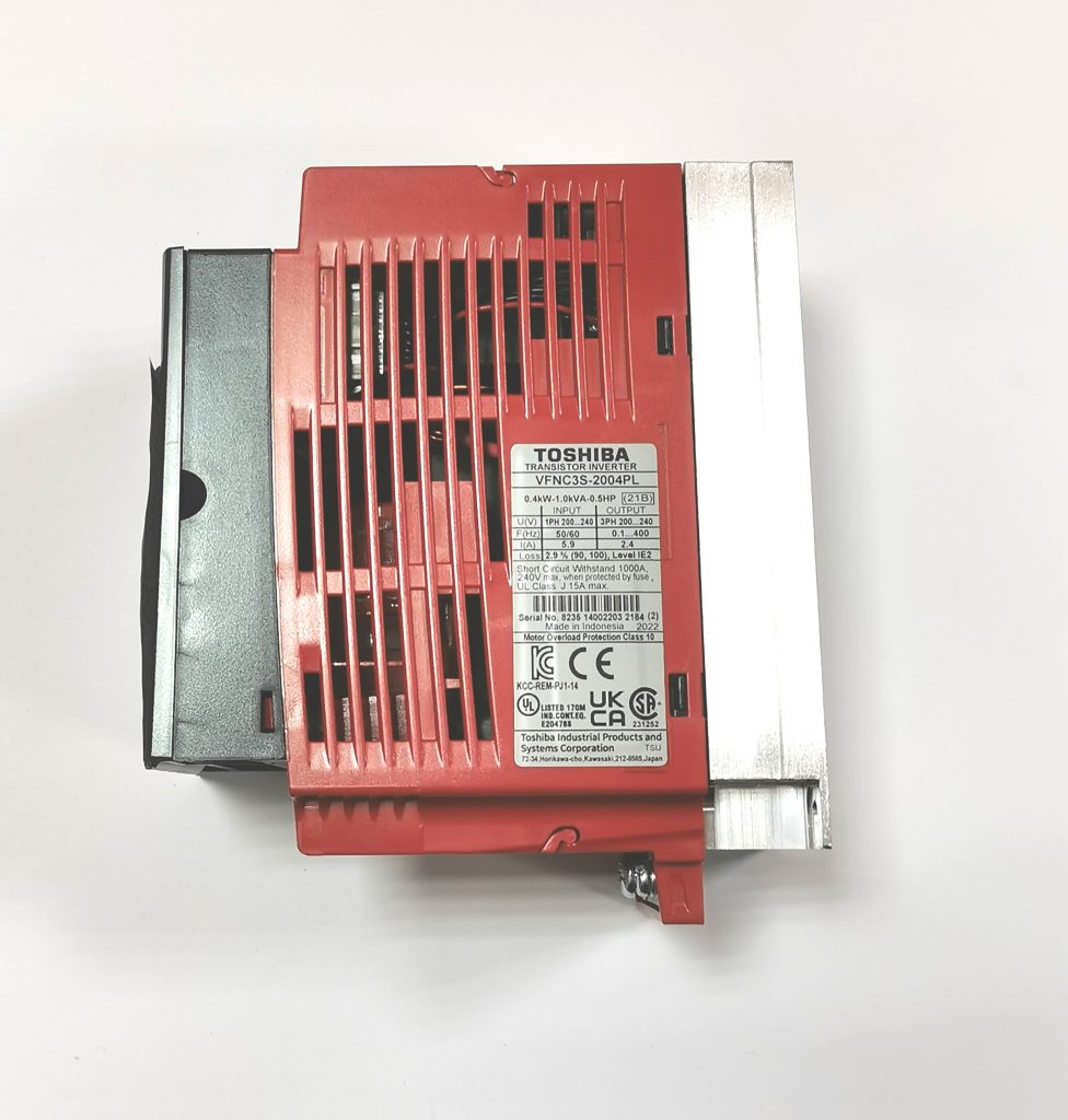 4004570 INVERTER TOSHIBA