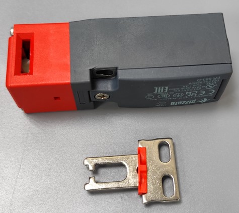 4051057 ELECTROMAGNETIC LOCK